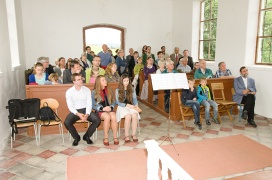 Vnitřek kostela na Spálově